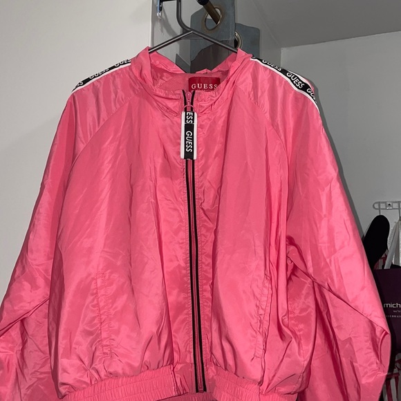 Guess- Pink jacket - Picture 5 of 5